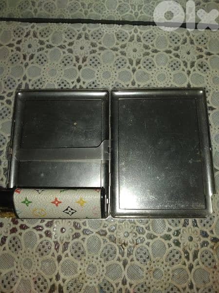 cigarettes holder case with refilebal lighter stainless steel 2