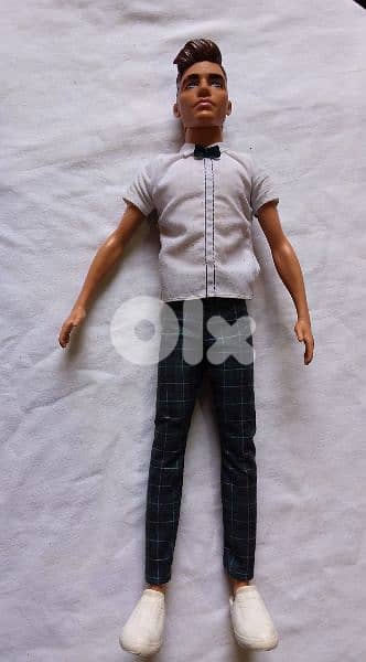 FASHIONISTAS KEN SLIM 117 Mattel 2016 as new wearing doll=18$ 3