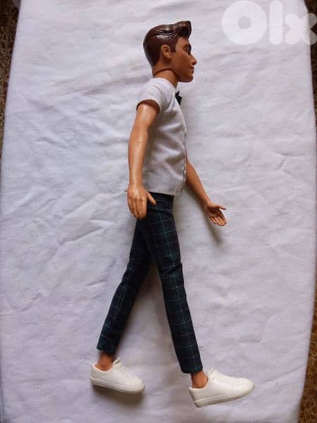 FASHIONISTAS KEN SLIM 117 Mattel 2016 as new wearing doll=18$ 1