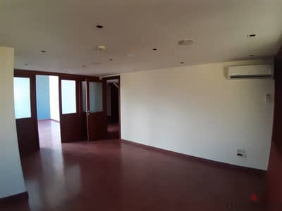 Duplex office for rent in Achrafieh مكتب دوبلكس للإيجار في الأشرفية