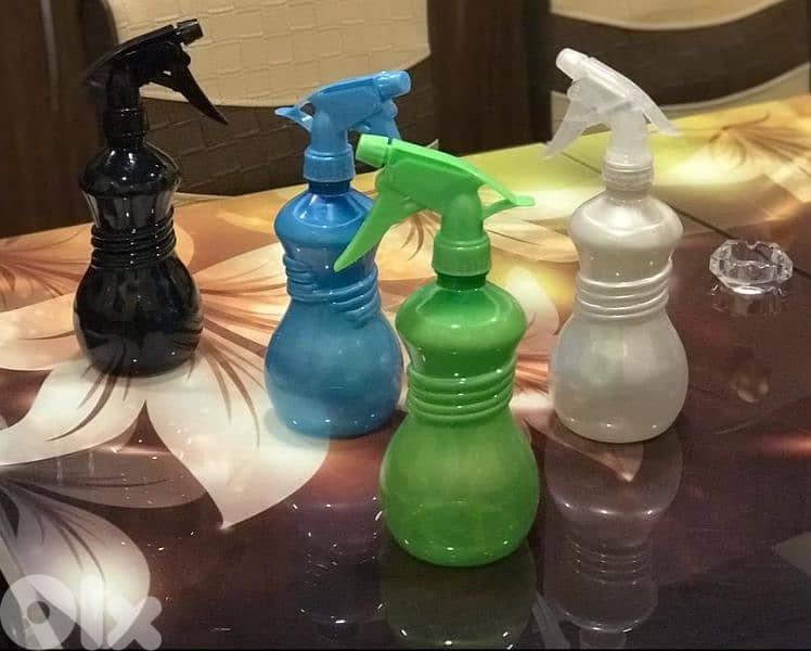 spray bottle 0