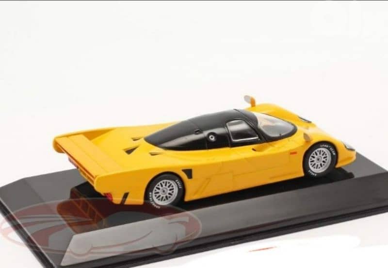 Dauer Porsche 962 (1993) diecast car model 1;43. 4