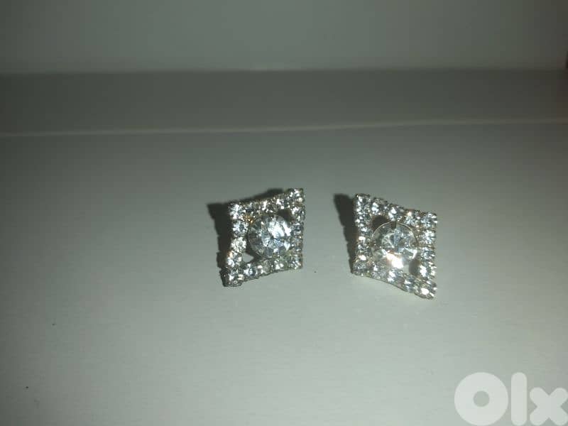 earrings diamand shape cz 1