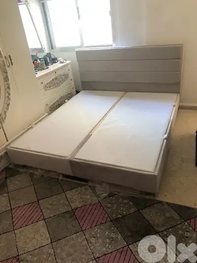 تخت مجوز منجد مع صندوق