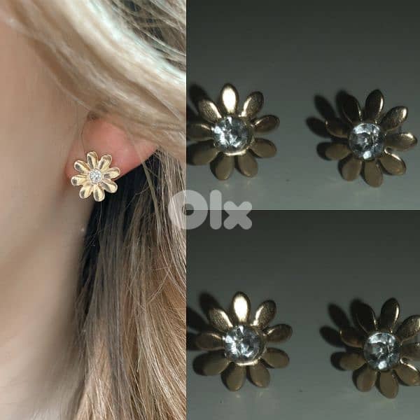 daisy studs earrings colour gold 0