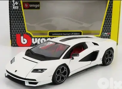 Lamborghini Countach LP800-4 (2022) diecast car model 1:24.