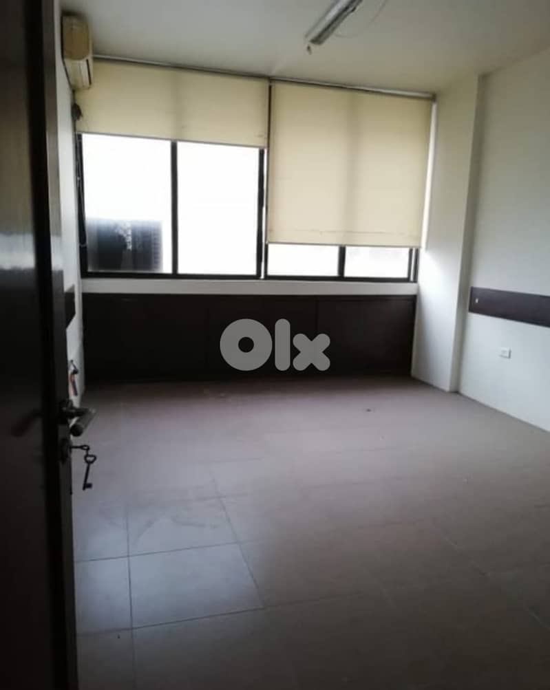 DISCOUNTED PRICE!! OFFICE IN JDEIDEH PRIME (110Sq) , (JD-115) 0