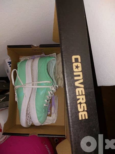 Authentic Converse 1