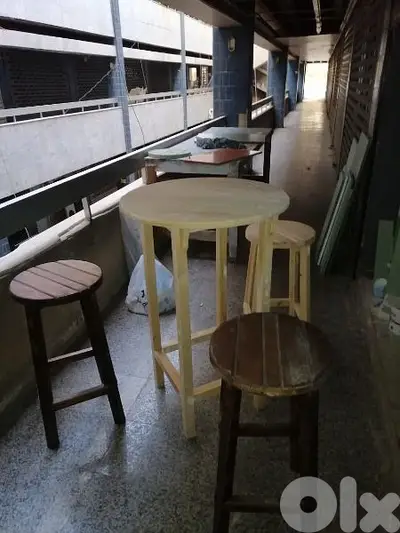 عرض خاص طاولة خشب مع كرسي عد٣
