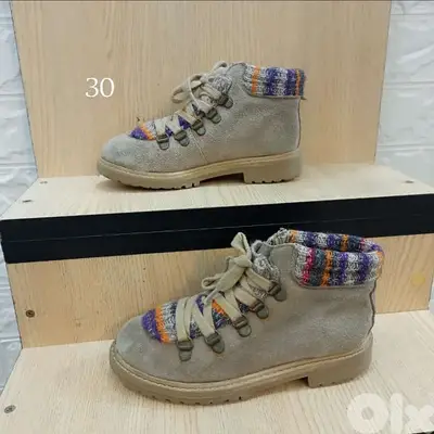 brown shoes size 30