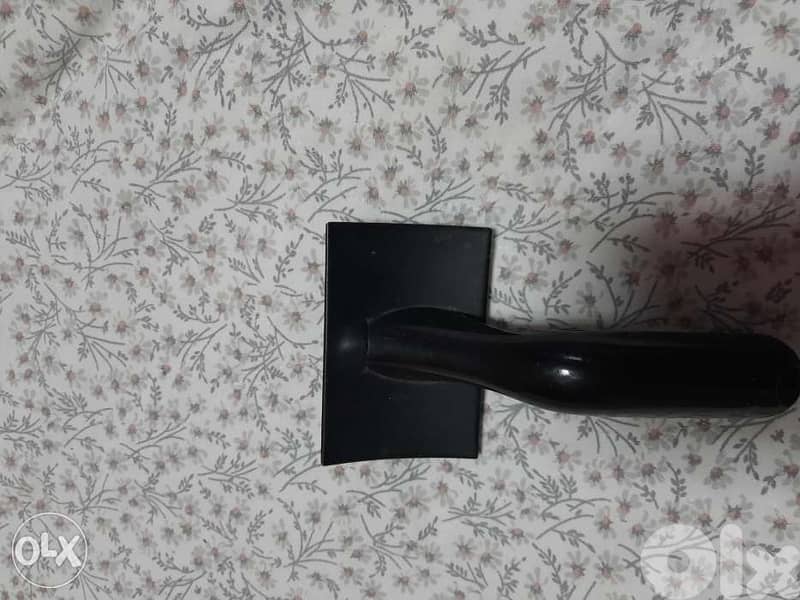 Pet comb. $5 مشط 2