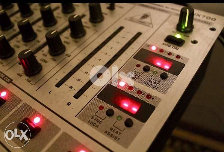 Mixer Dj Behringer DJX 700 ( 5 Channels with Digital Effects) 3