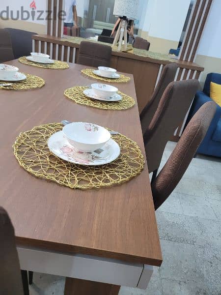 Dinning Table + 6 Chairs 1