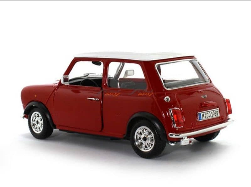 Mini Cooper ('69) diecast car model 1:24. 2