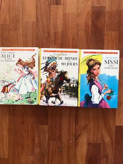 Books in French “edition ideal”