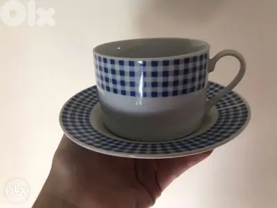 tea cups / فناجين