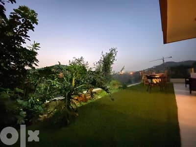 Soacious Apartment w/ terrace and open views in Zekrit.