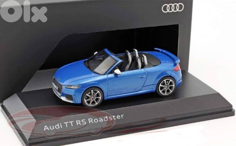 Audi TT RS diecast car model 1;43. 0