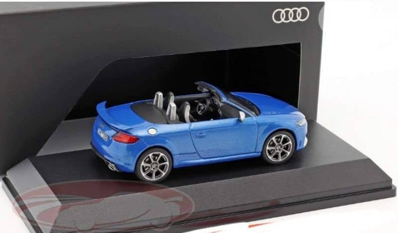 Audi TT RS diecast car model 1;43. 4