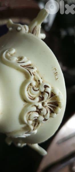 antique 6