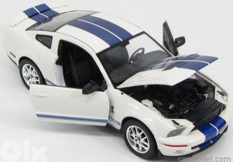 Ford Shelby GT500 ('07) diecast car model 1:24. 3