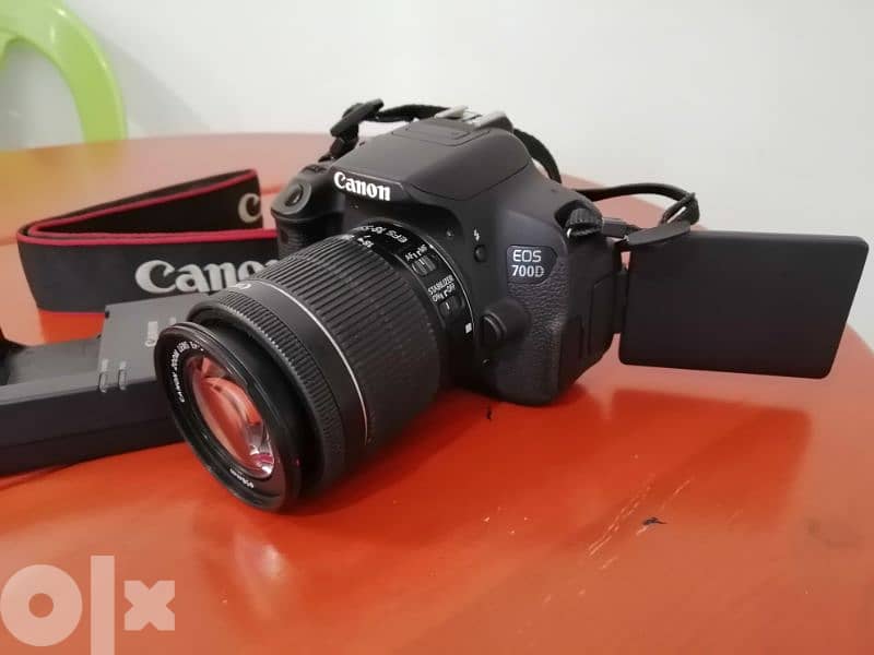 canon 700d 2