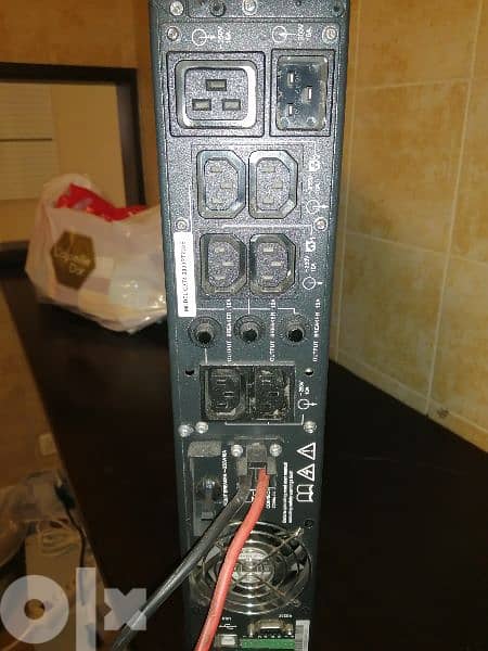 ups 15 amp 72 to 220 volts 1