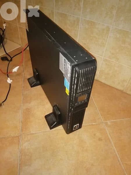 ups 15 amp 72 to 220 volts 0