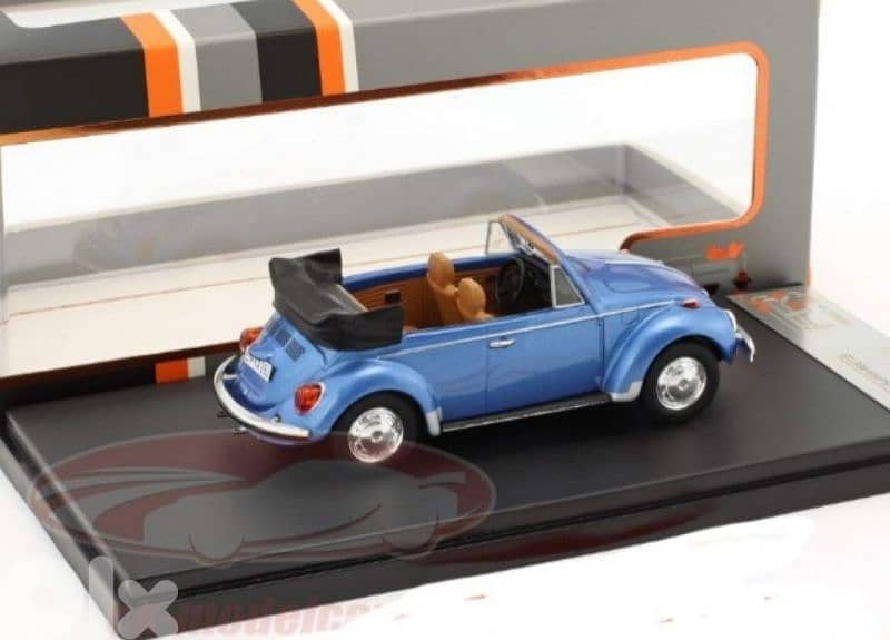 VW Beetle Cabriolet diecast car model 1;43. 4
