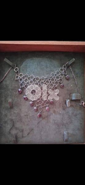 necklace metal with hearts pendants 1