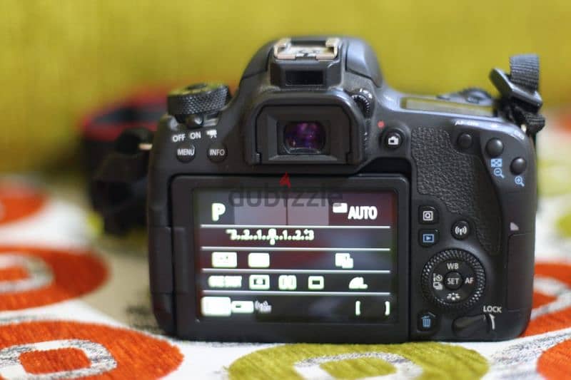 canon 77d 2