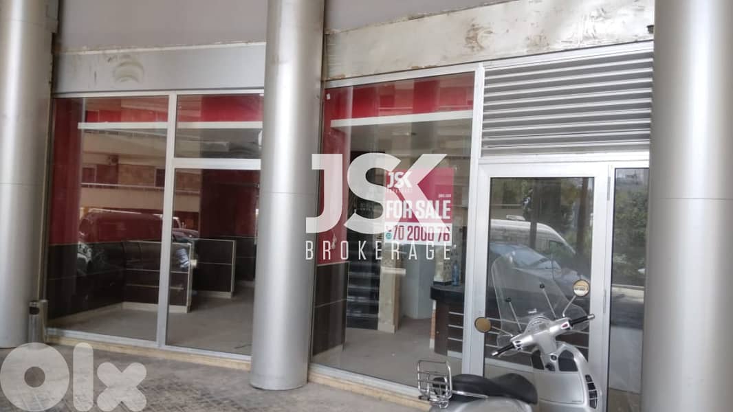 L01912-Shop For Sale In Achrafieh 0