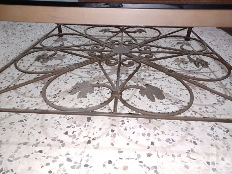 Ferforjé Table 2