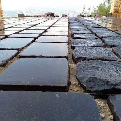 حجر بازلت طبيعي