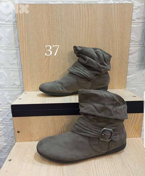 grey shoes size 37 0