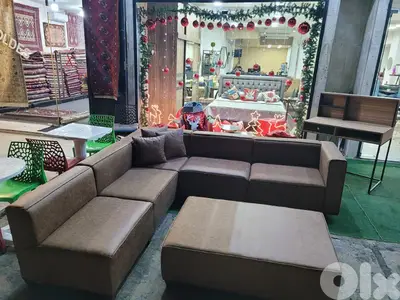 Corner with Pouf
