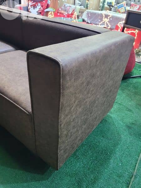 Corner with Pouf 5