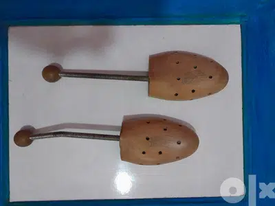 shoe tree authentic