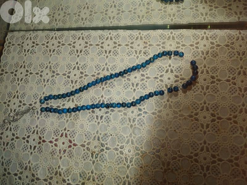 Antique sebha lon azra2 mta3am aswad 0