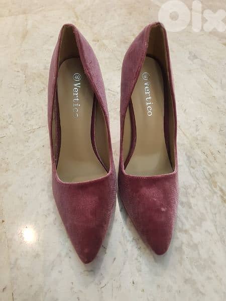 pink velvet shoes size 40 0