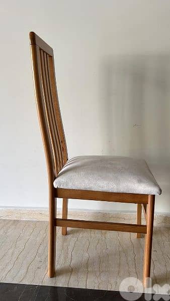 8 dining chairs 1