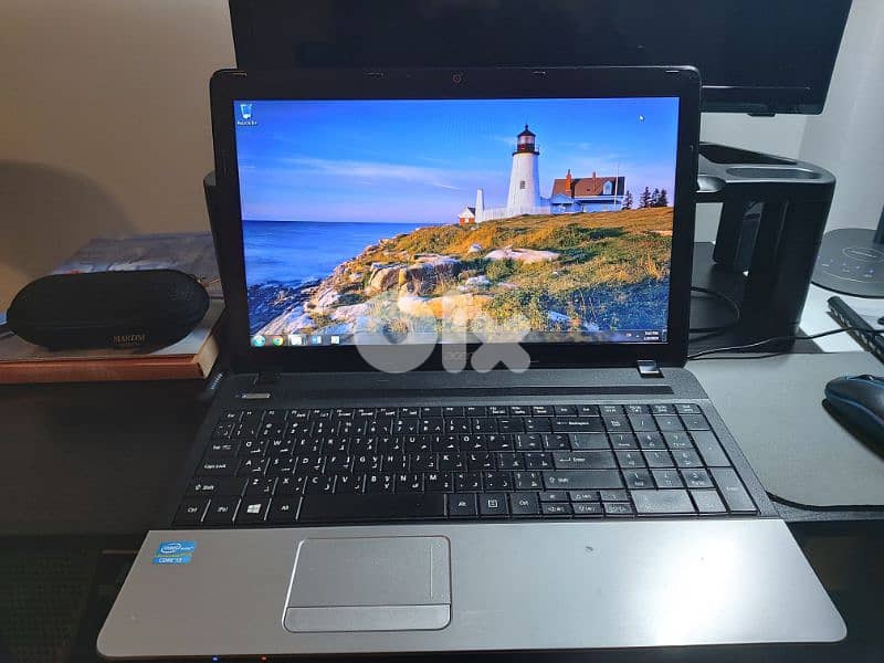 Acer Aspire Laptop, E1 571-15.6", Intel Core I3, 500Gb,4gb, very good 0
