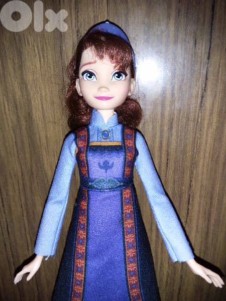 QUEEN IDUNA FROZEN 2 DISNEY Great ARENDELLE COUPLE MOM Rare doll=25$ 0