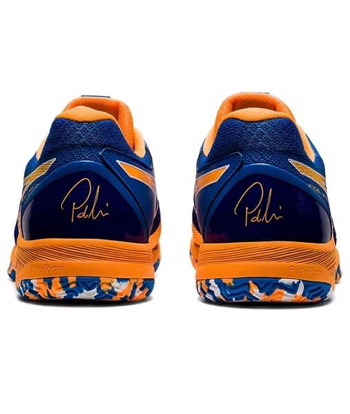Asics shoes . 3