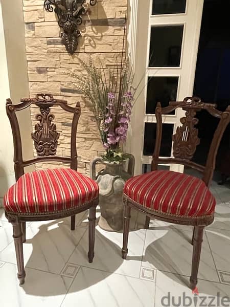 chair for entrance or corner 0