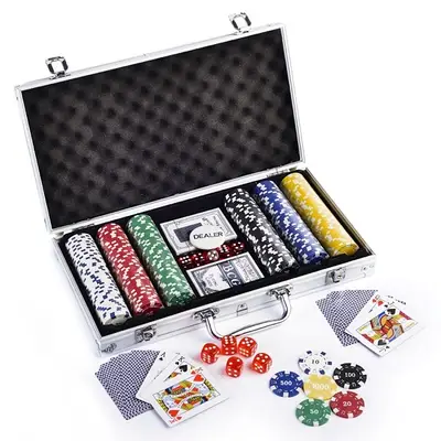 Poker set 100 to 500 chips