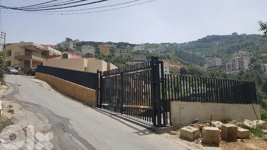 Handrails and Fences -الدرابزين والأسوار