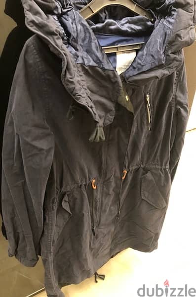 bershka brand, coat navy color, size medium-large, used once 2