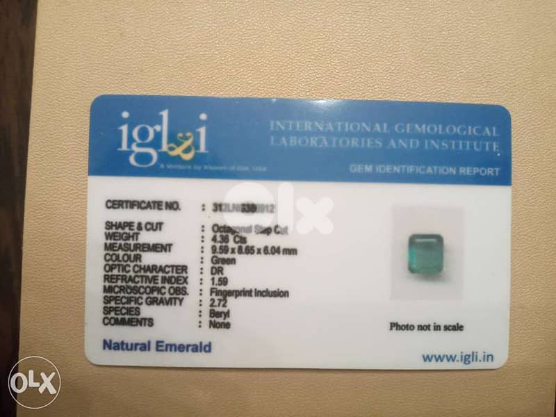 Certified 4.36 ct emerald pendant 2