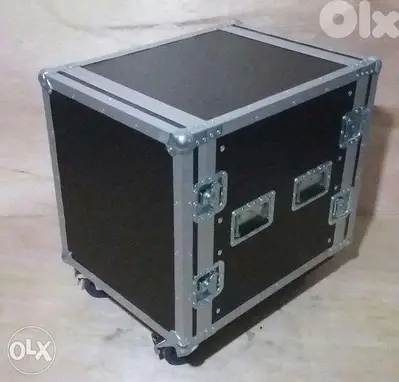 Flight case for 12 u double door